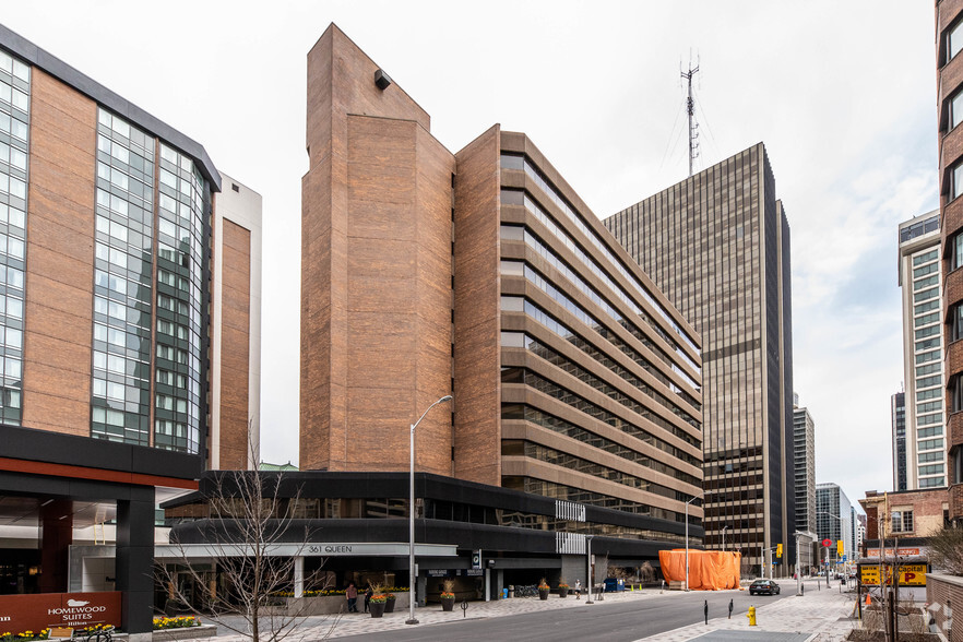 350 Sparks St, Ottawa, ON for rent - Primary Photo - Image 1 of 2