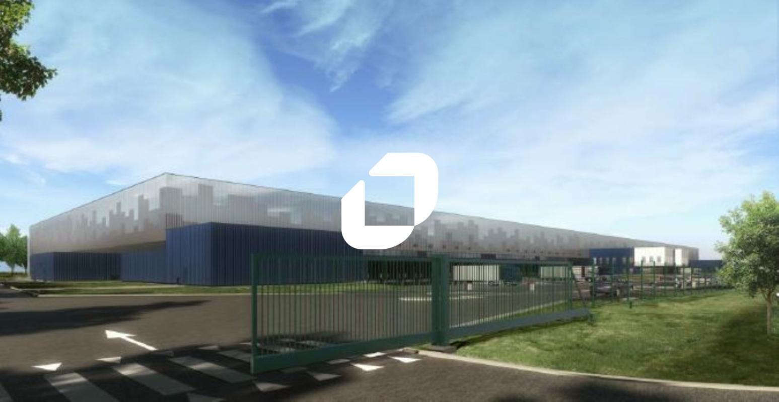 Industrial in Tournan-en-Brie to rent Building Photo- Image 1 of 4