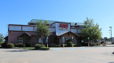 600 E County Line Rd, Ridgeland, MS for rent Building Photo- Image 1 of 4