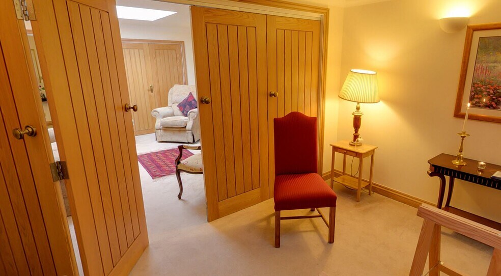 20 Merstow Green, Evesham for sale - Building Photo - Image 3 of 6