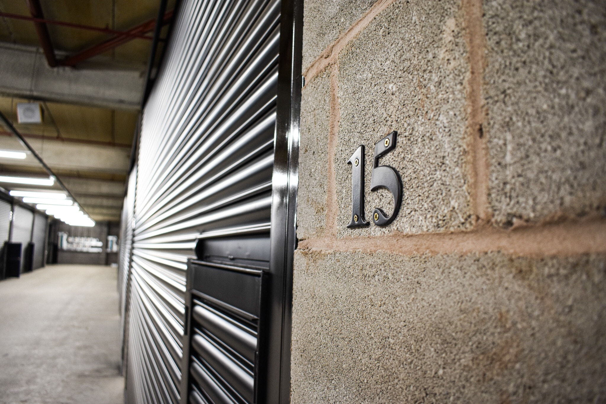 574 Manchester Rd, Bury to rent Interior Photo- Image 1 of 13