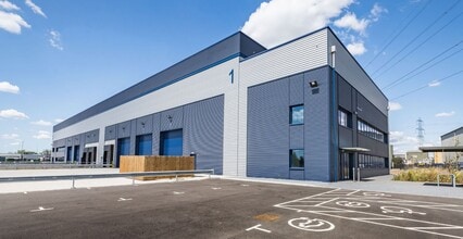 Ferry Ln, Rainham to rent Building Photo- Image 2 of 8