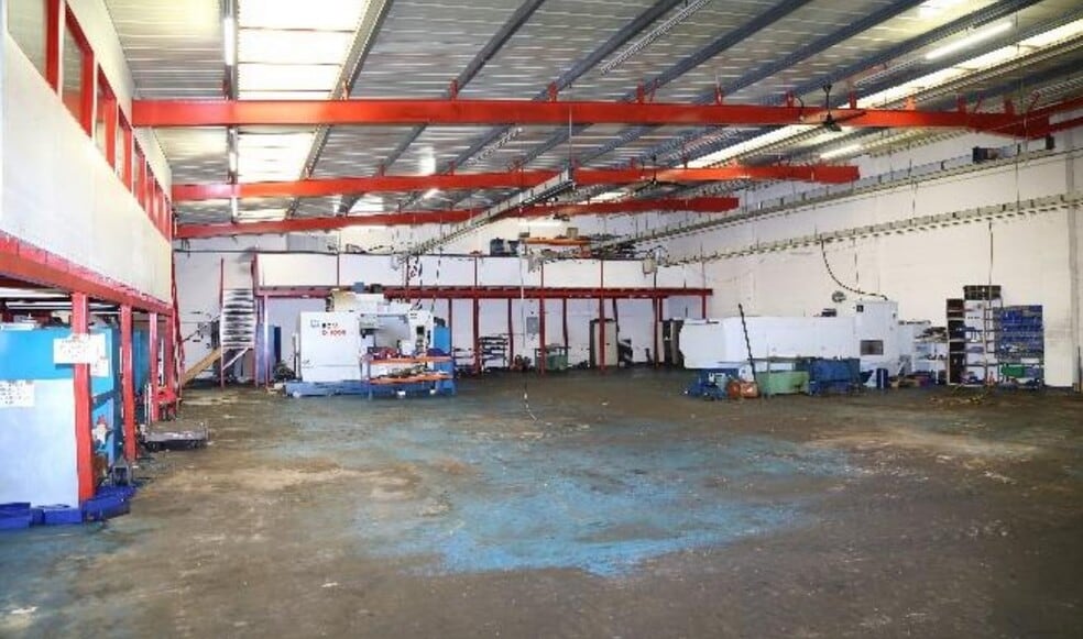 Shelton Rd, Corby to rent - Interior Photo - Image 3 of 6