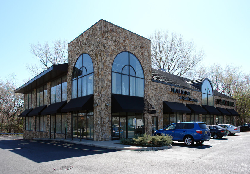 358 State Route 17 N, Paramus, NJ for rent - Building Photo - Image 1 of 19