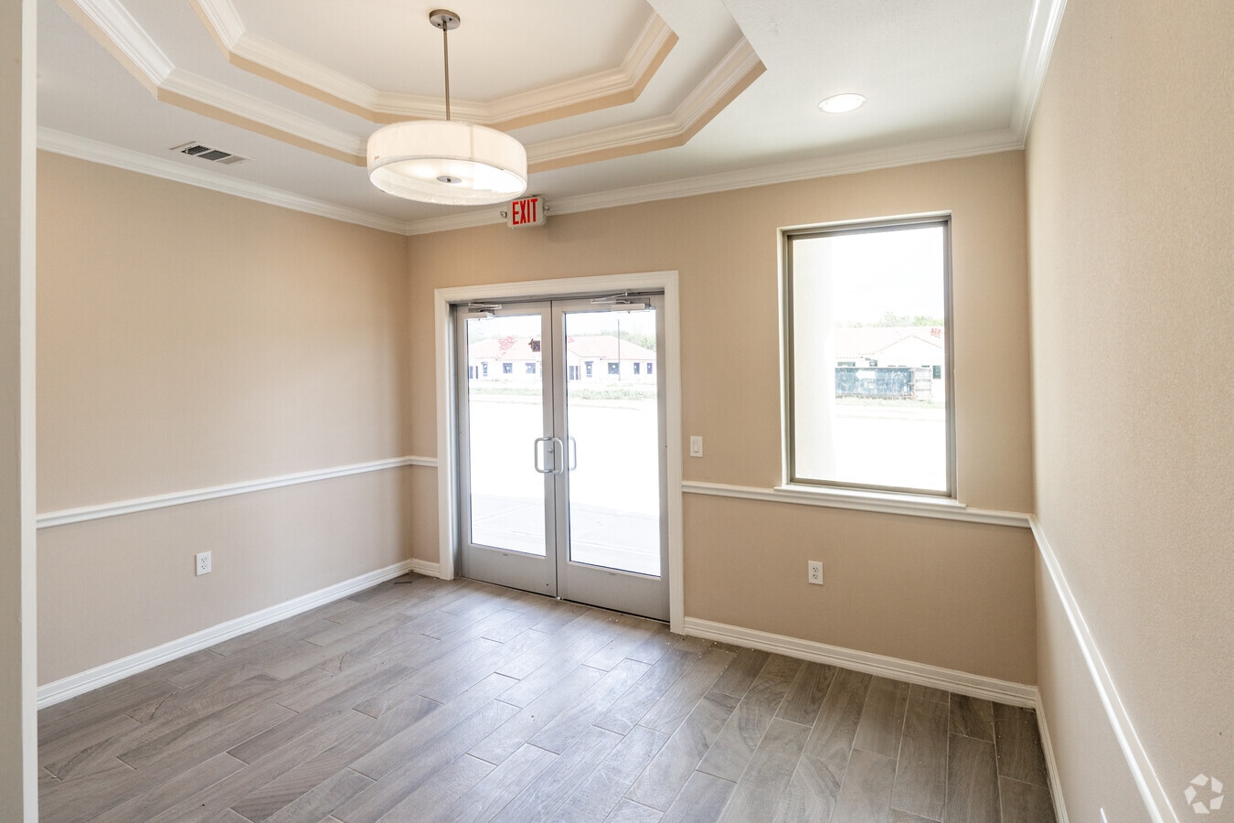 2743 Smith Ranch Rd, Pearland 77584