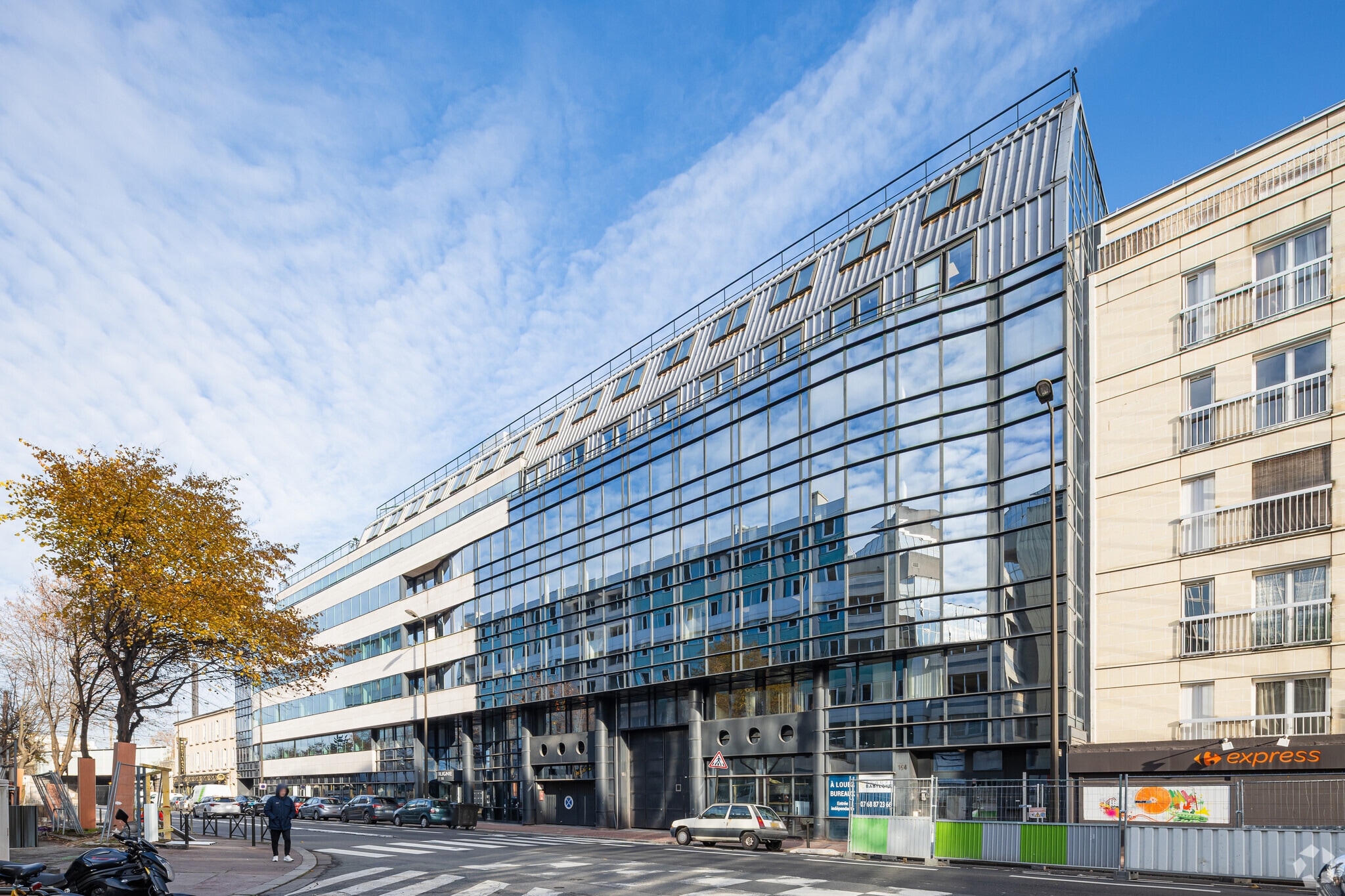 164-170 Rue Victor Hugo, Levallois-Perret to rent Primary Photo- Image 1 of 4