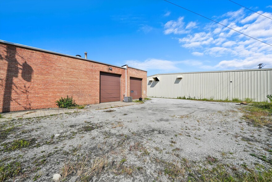 4135 W 123rd St, Alsip, IL for sale - Building Photo - Image 3 of 86