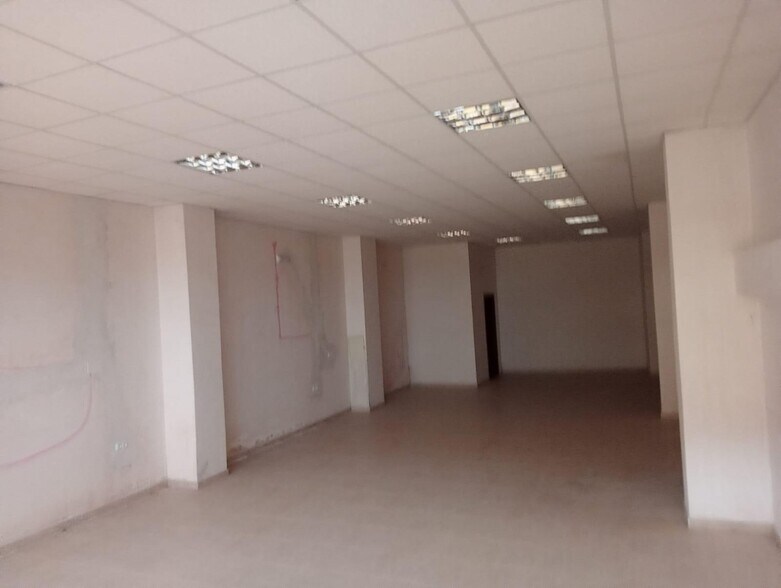Retail in Cáceres for sale - Building Photo - Image 3 of 6