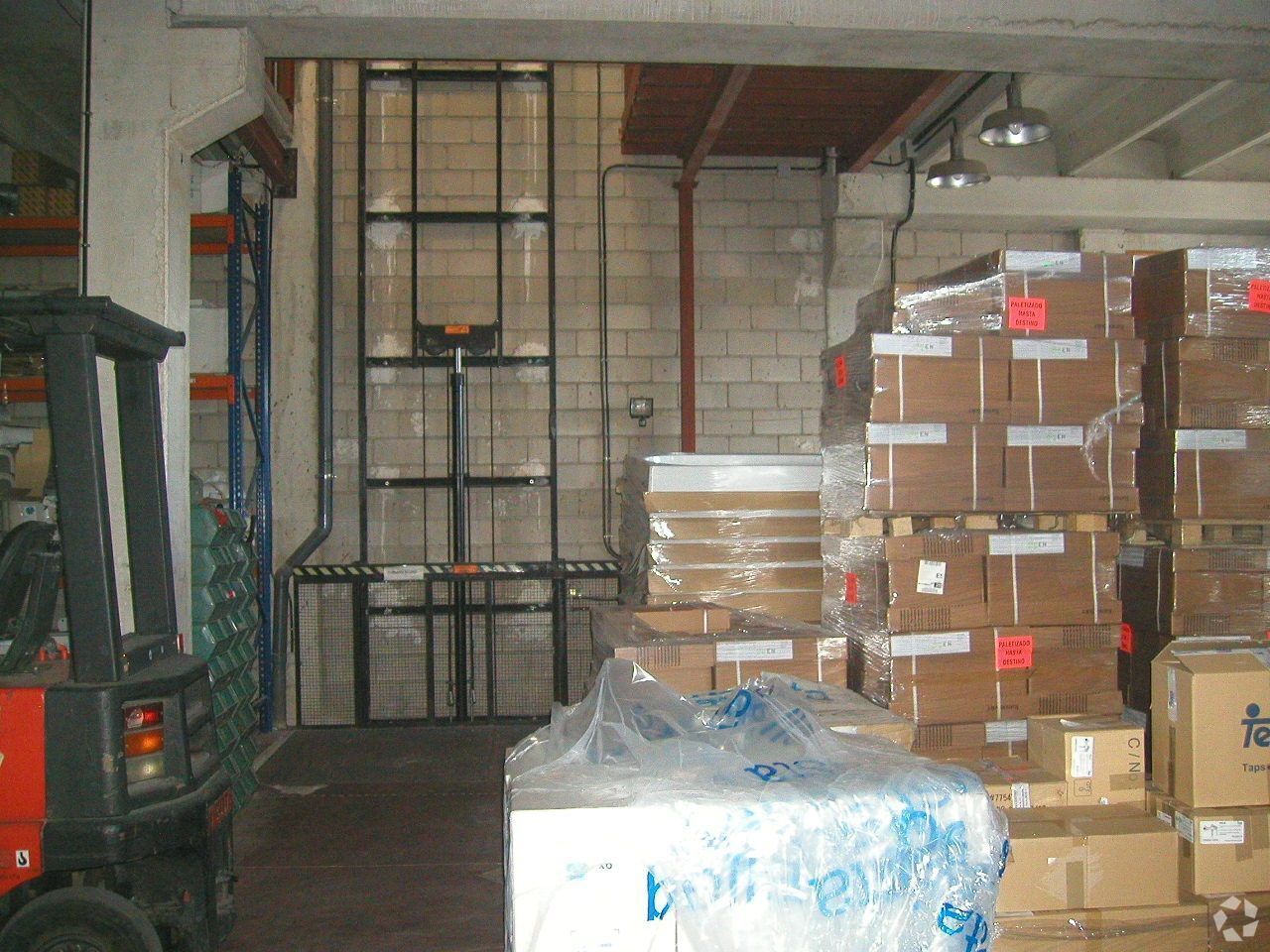 Industrial in Colmenar Viejo, Madrid for sale Interior Photo- Image 1 of 2