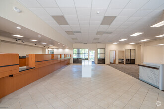 1000 N Federal Hwy, Boca Raton, FL for rent Interior Photo- Image 2 of 8