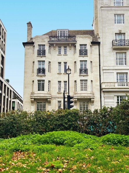 1 Bolton St, London to rent - Building Photo - Image 3 of 8
