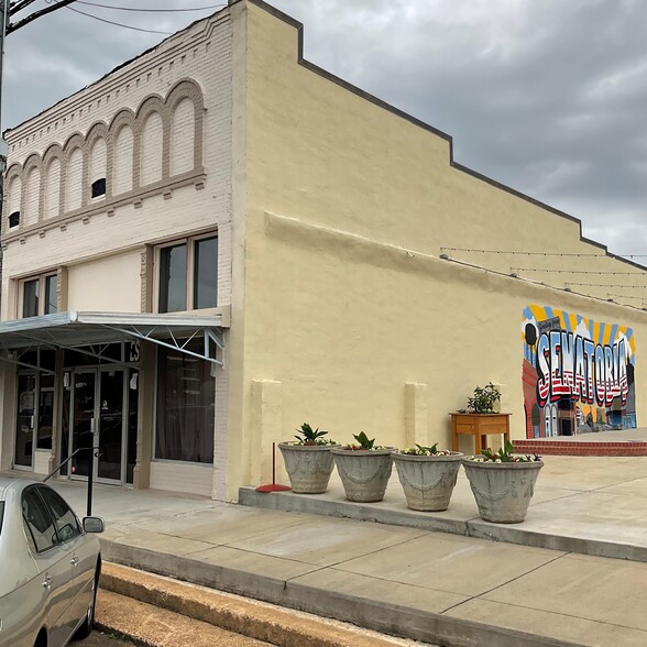 312 W Main St, Senatobia, MS for sale - Building Photo - Image 1 of 1