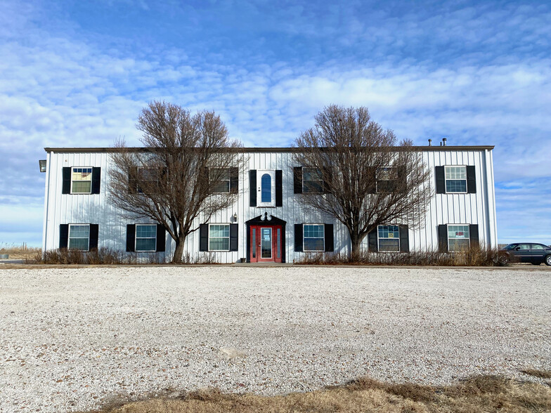 11347 E Wyatt Earp Blvd, Dodge City, KS for sale - Building Photo - Image 1 of 1