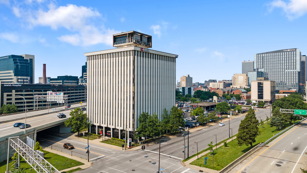 250 E Liberty St, Louisville, KY for rent - Building Photo - Image 2 of 10