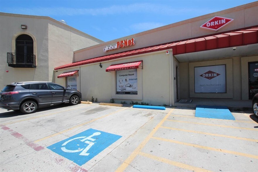 611 Shiloh Dr, Laredo 78045 UK