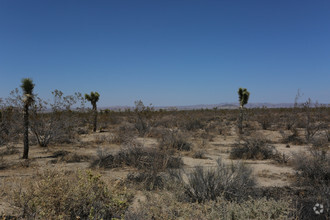 Hwy 18, Palmdale, CA for sale Primary Photo- Image 1 of 1