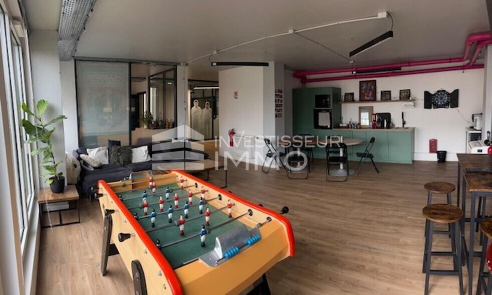 Office in Suresnes to rent - Interior Photo - Image 3 of 7