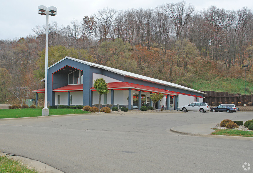 1100 N Main St, East Peoria, IL for sale - Primary Photo - Image 1 of 1