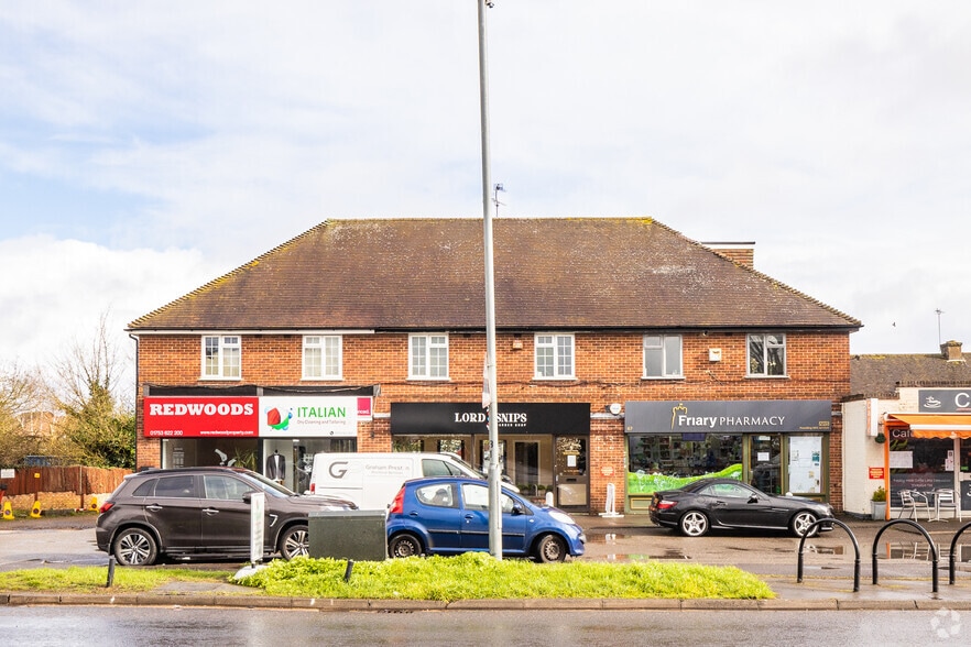 65B Straight Rd, Windsor for sale - Building Photo - Image 2 of 2