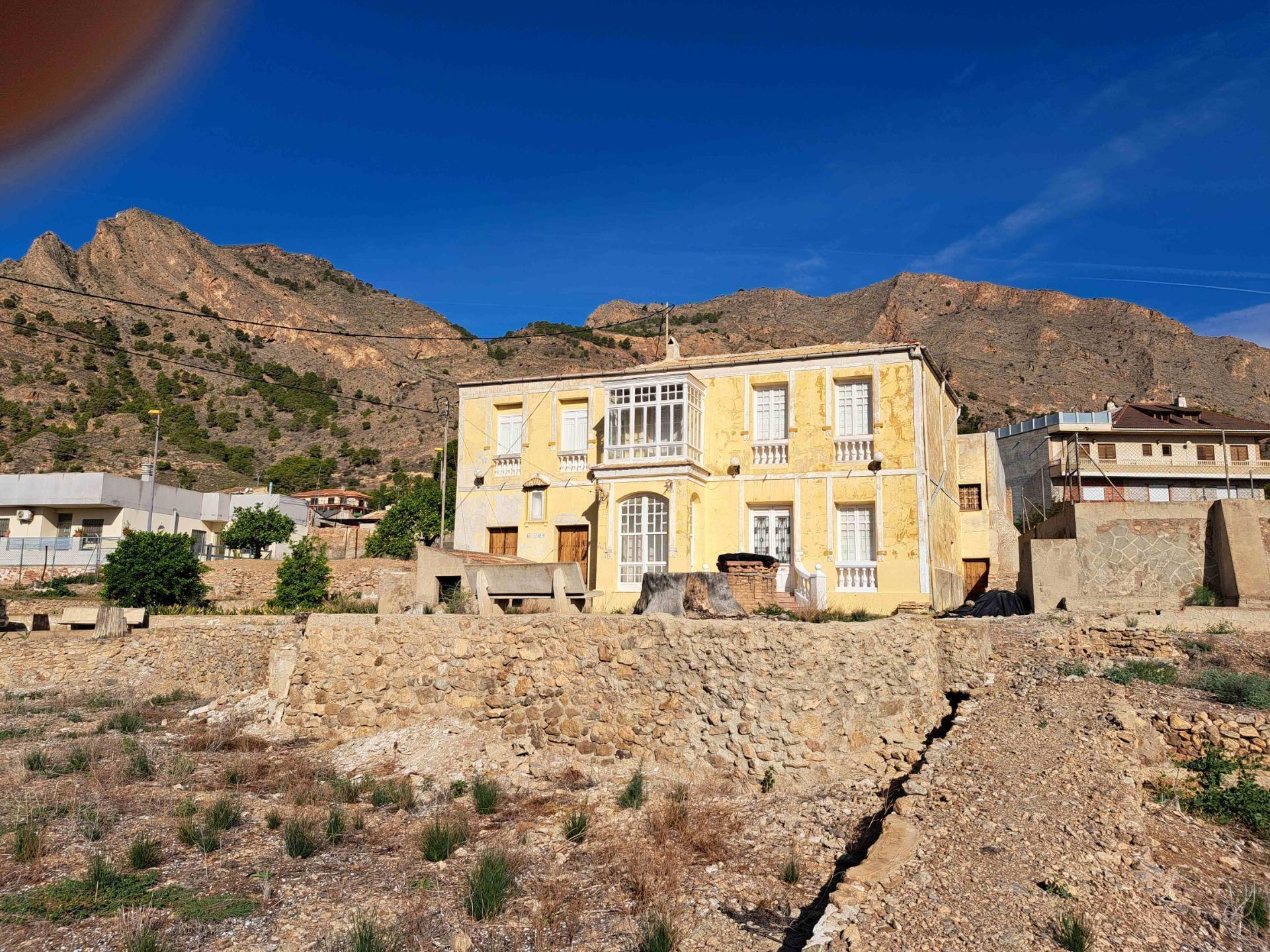 Land in Orihuela, Alicante for sale Building Photo- Image 1 of 11