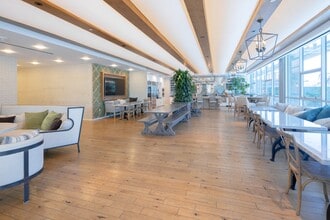 1041 N Formosa Ave, West Hollywood, CA to rent Interior Photo- Image 1 of 8