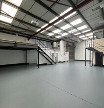 35 Willis Way, Poole to rent Interior Photo- Image 1 of 1