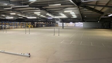 Pilgrims Walk, Coventry to rent Interior Photo- Image 2 of 4