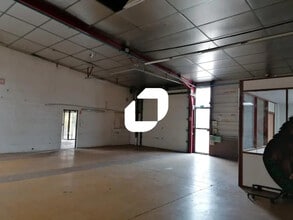 54 Avenue De L'Industrie, Rillieux-la-Pape to rent Interior Photo- Image 1 of 12