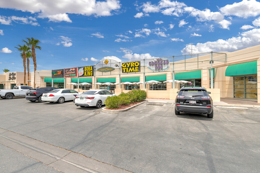 7660 W Cheyenne Ave, Las Vegas, NV for rent - Building Photo - Image 1 of 10