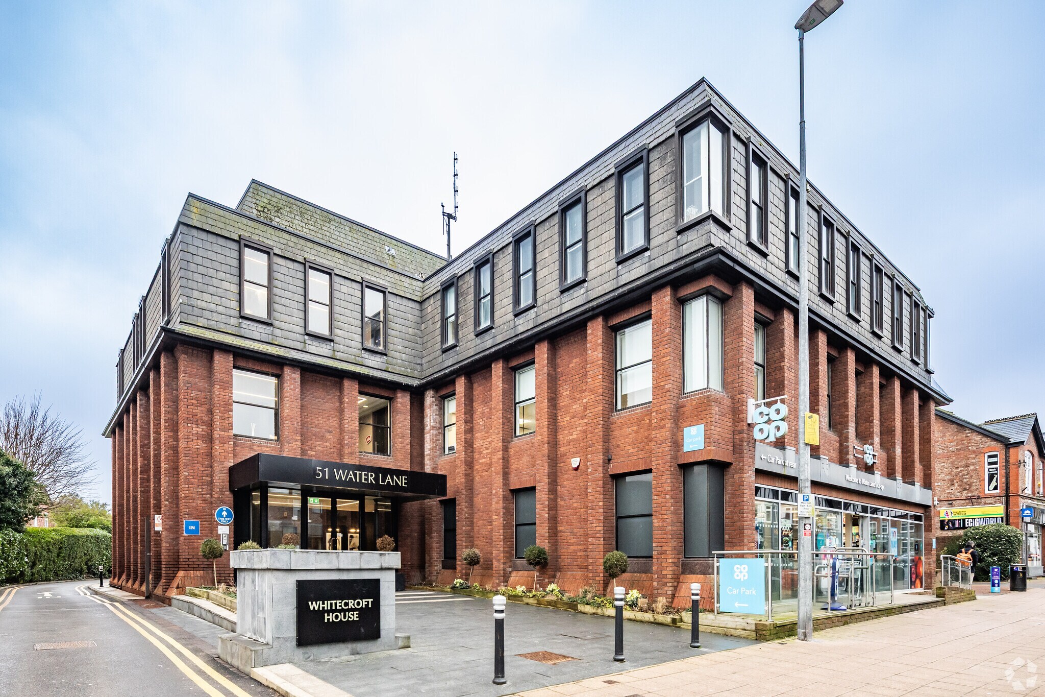 51 Water Ln, Wilmslow for sale Primary Photo- Image 1 of 1