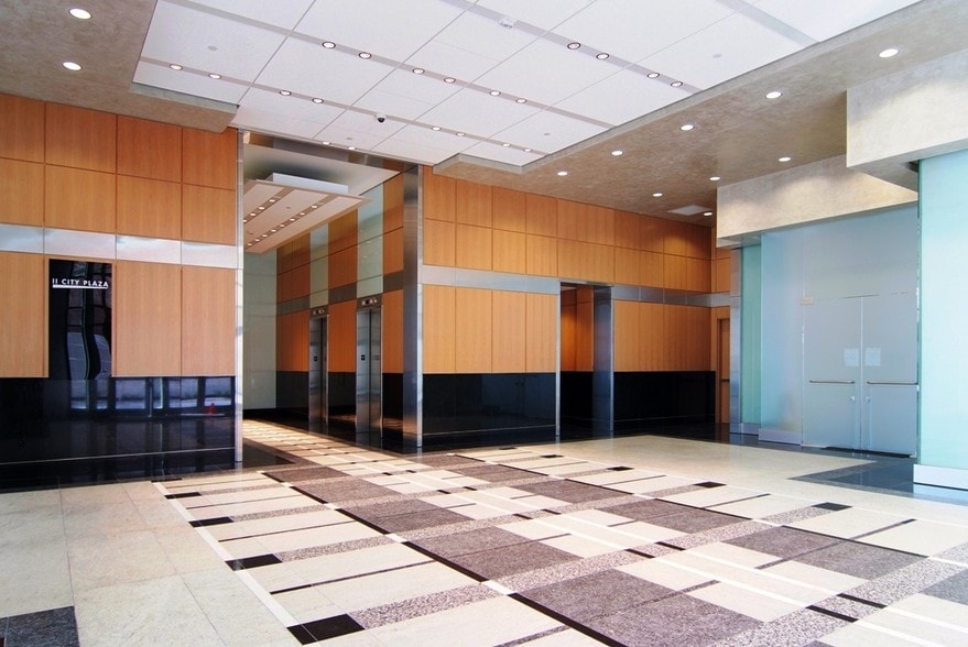 400 Convention St, Baton Rouge, LA to rent - Lobby - Image 3 of 36
