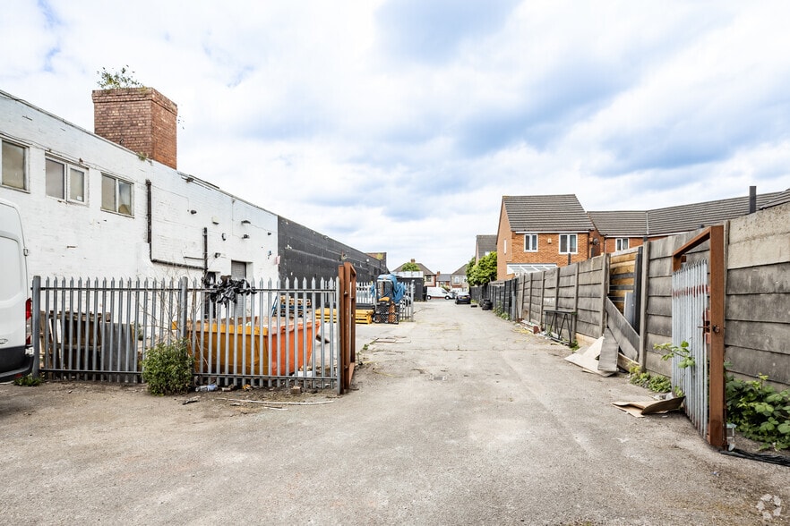 Stopgate Ln, Liverpool for sale - Building Photo - Image 1 of 1