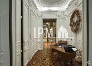 Office / Retail in Marseille to rent Interior Photo- Image 2 of 5