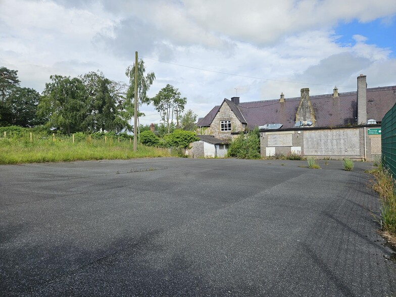 Wrexham Rd, Ruthin for sale - Building Photo - Image 2 of 6