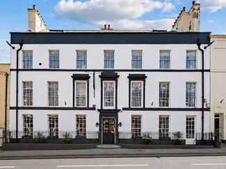 More details for 32 High West St, Dorchester - Hospitality for Sale