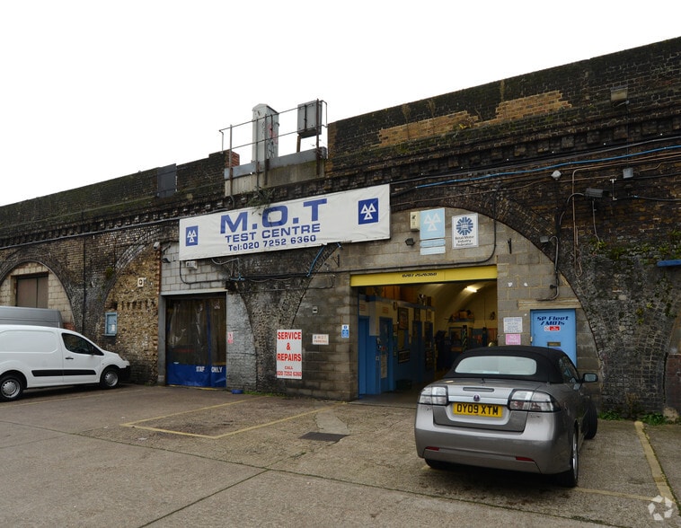 284-304 Jewell St, London to rent - Building Photo - Image 2 of 17