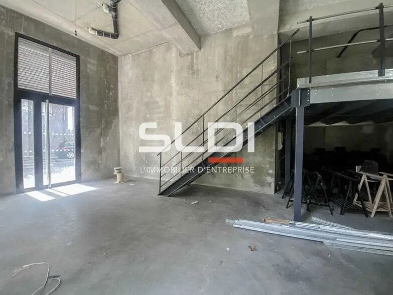15/25 Rue Edouard Aynard, Villeurbanne to rent - Interior Photo - Image 3 of 5