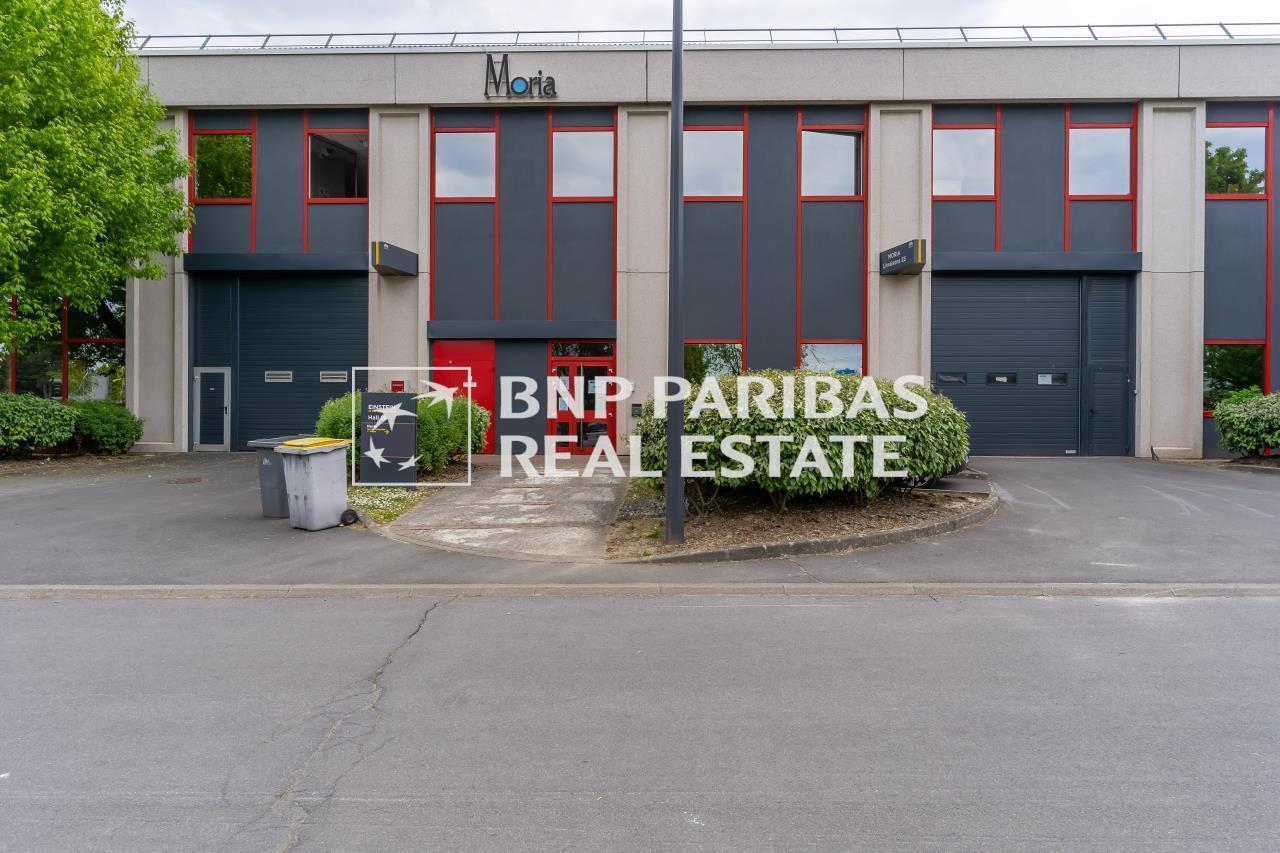 Light Industrial in Antony to rent Building Photo- Image 1 of 15