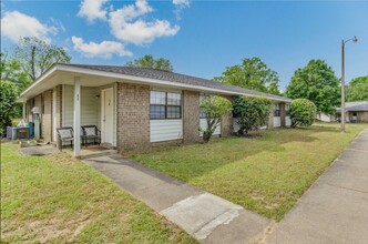 4260 Highway 90, Pace, FL for sale Primary Photo- Image 1 of 1