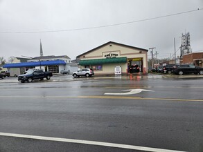 211 S Market St, Troy, OH for rent Building Photo- Image 1 of 13