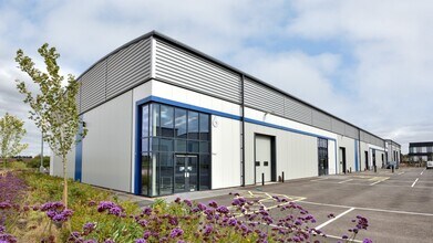 Oteley Rd, Shrewsbury to rent Building Photo- Image 1 of 6