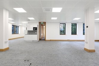 1-5 Wormwood St, London to rent Interior Photo- Image 2 of 4