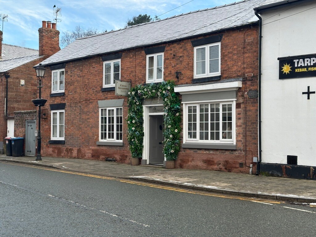 15 High St, Tarporley for sale Primary Photo- Image 1 of 1