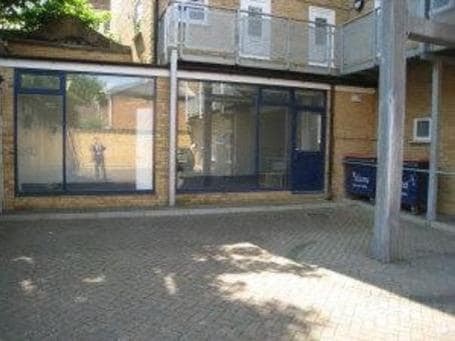 22-36 Paxton Pl, London for sale - Primary Photo - Image 1 of 1