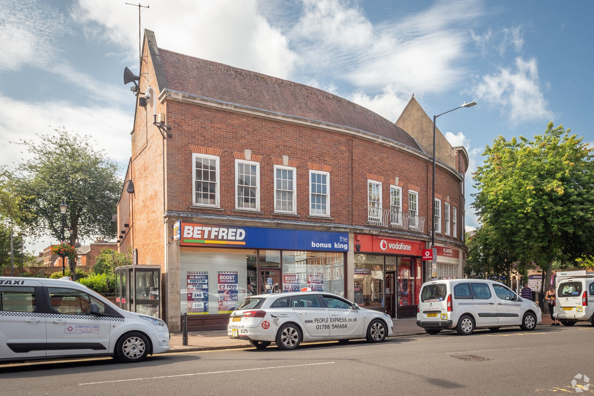 Market Pl, Rugby for sale Primary Photo- Image 1 of 1