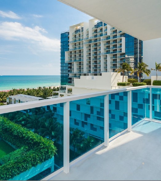 2301 Collins Ave, Miami Beach, FL for sale - Primary Photo - Image 1 of 1