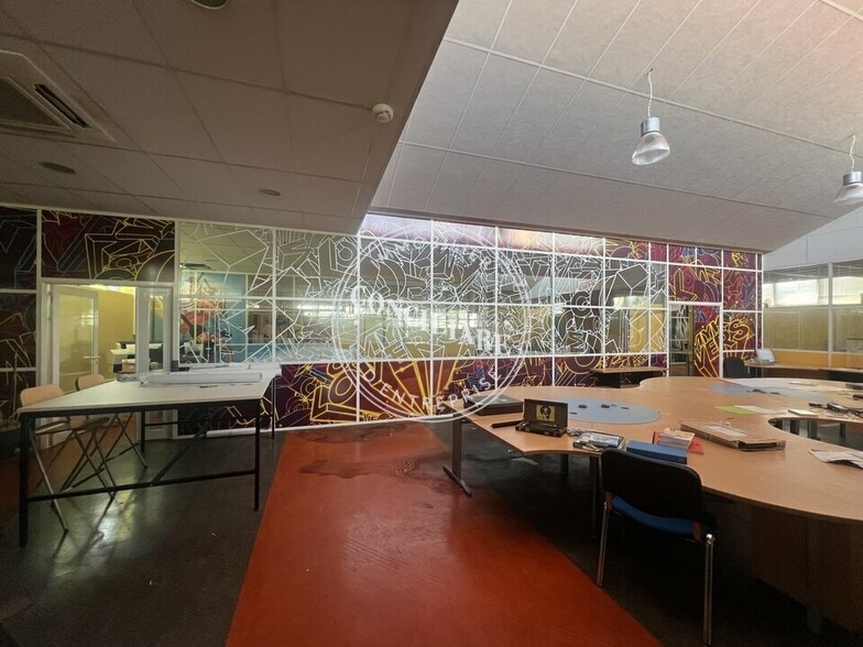 Light Industrial in Toulouse for sale - Interior Photo - Image 3 of 5