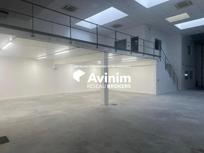 Industrial in Ennery to rent - Interior Photo - Image 3 of 7