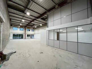 More details for 2-4 Rue Paul Villard, Chassieu - Light Industrial, Industrial to Rent