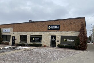 730-748 N 109th St, Wauwatosa, WI for rent Building Photo- Image 1 of 4